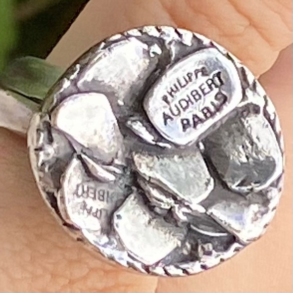 Philippe Audibert Paris Silver Tone Bold Logo Statement Ring - Picture 8 of 8